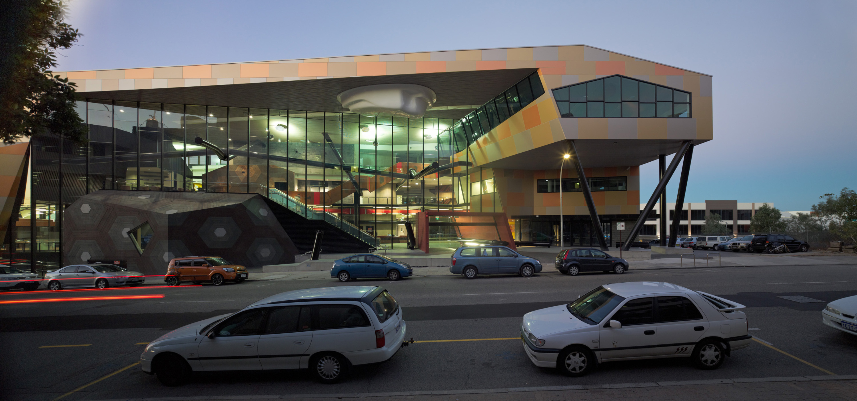 110221 Central TAFE 0931