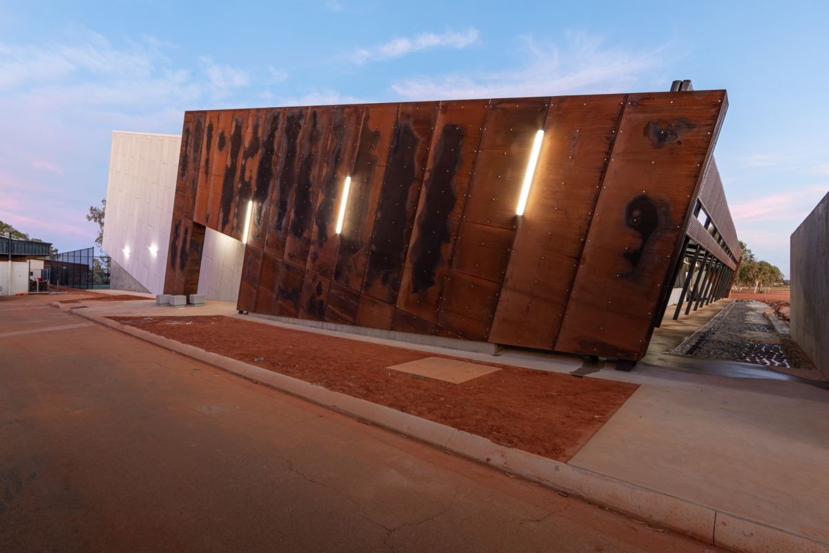 Evolvec Hedland SHS HIGH 0908