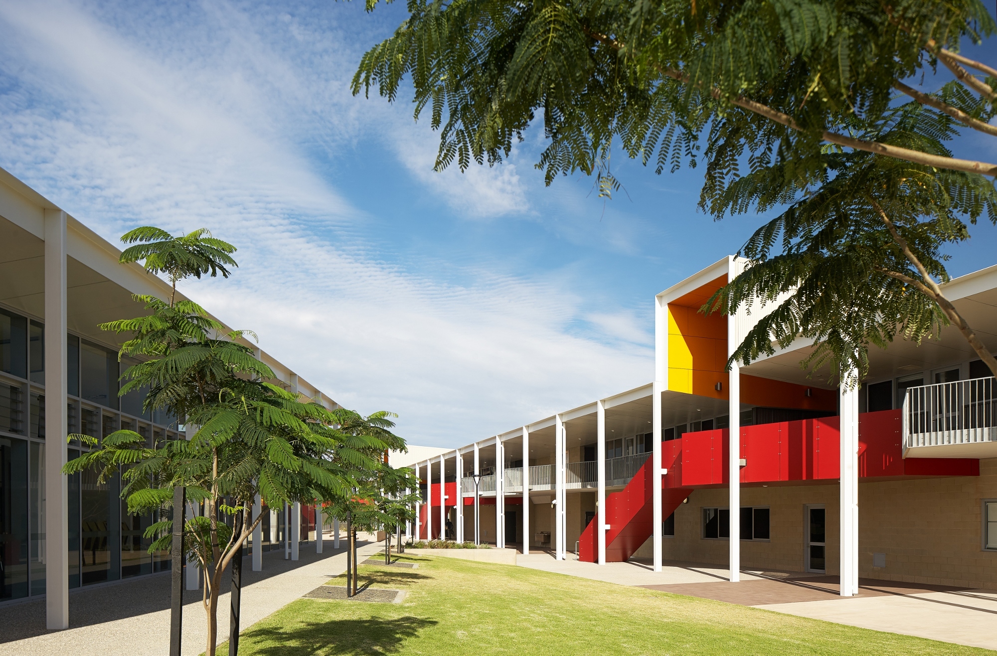 Joseph Banks20150218 8585 AIA5mb 2000x1316