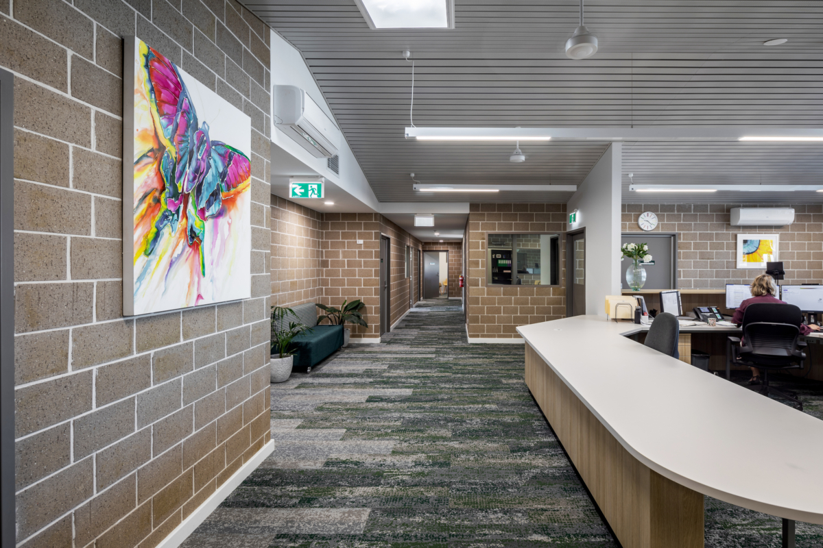 LANDSDALEGARDENSPS 003